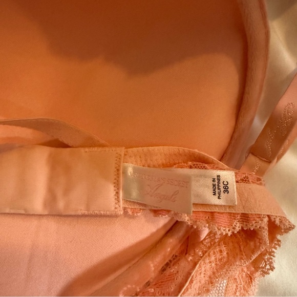 NWOT Victoria's Secret Women's Dream Angels Push Up Bra - Picture 3 of 4